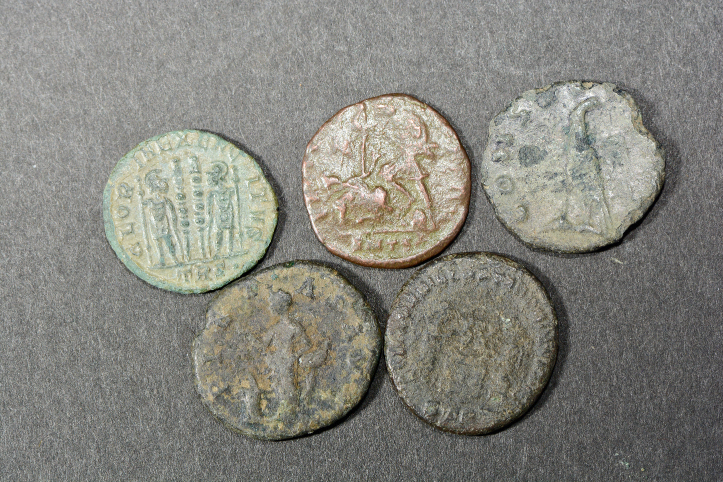 Five ancient Roman bronze coins M3
