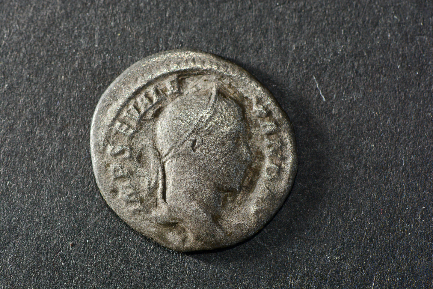 Ancient Roman silver denarius Severus Alexander (AD 222-235) Denarius / Virtus M6