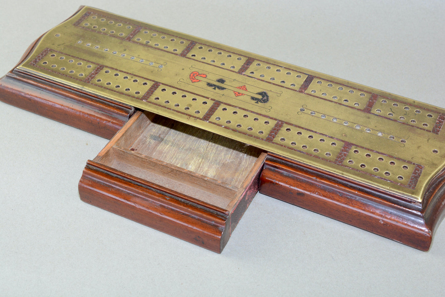 Edwardian cribbage board with drawer
