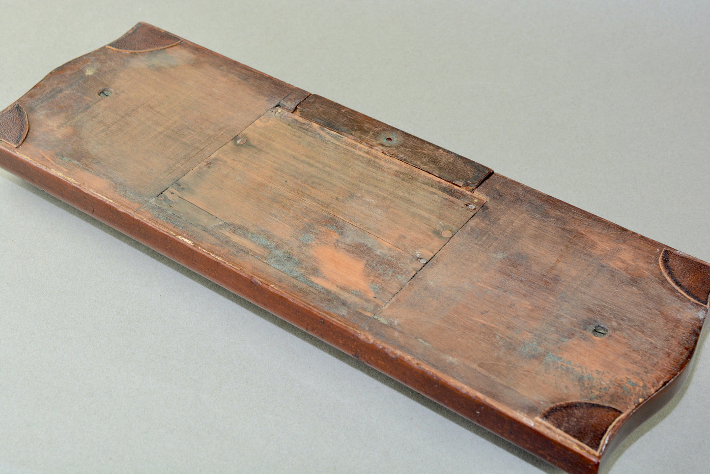 Edwardian cribbage board with drawer