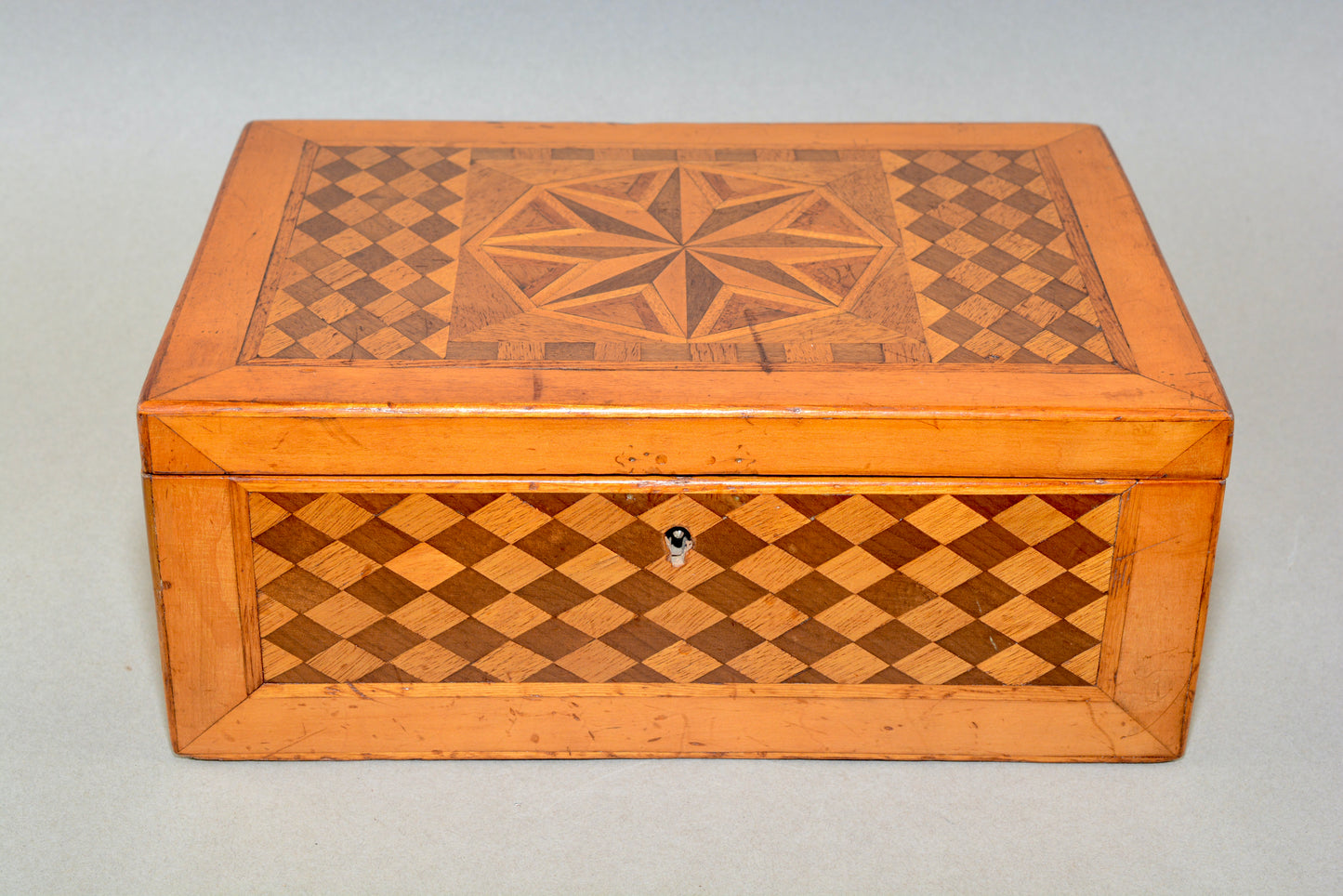 Edwardian specimen wood box circa.1900-1910