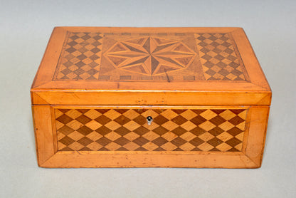 Edwardian specimen wood box circa.1900-1910