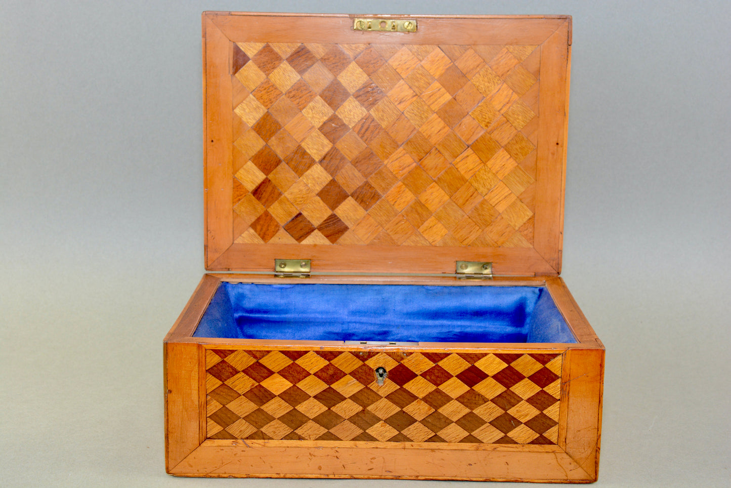 Edwardian specimen wood box circa.1900-1910