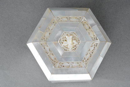 Hexagonal mother of pearl jewel box