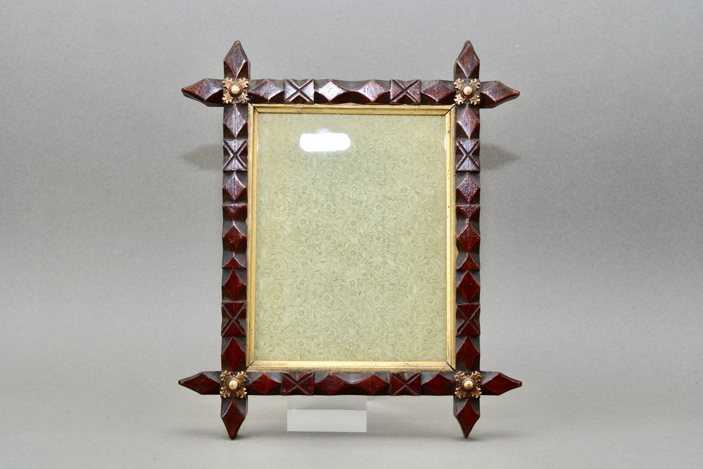 Small Victorian picture photograph frame