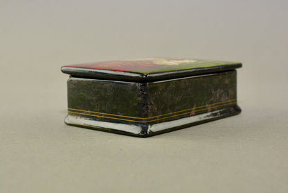Fine vintage hand painted Russian Palekh lacquer box Princess