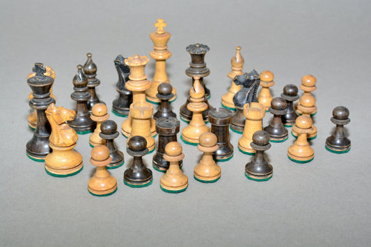 Edwardian wooden chess set chessmen