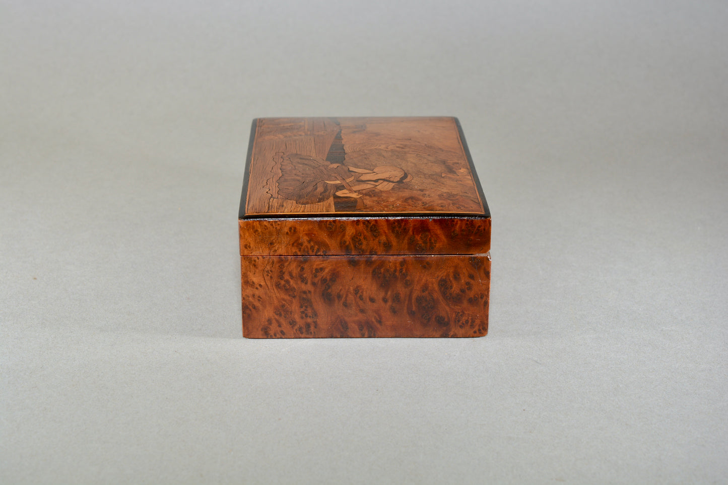 Art Deco inlaid maple box Lady playing guitar in a garden