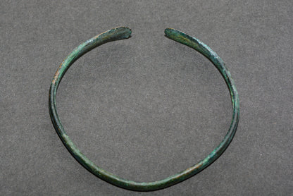 Ancient Celtic bronze decorated bangle torc circa.400 BC M18